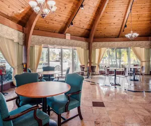 Photo 5 - Super 8 by Wyndham North Palm Beach