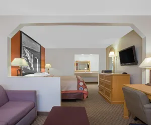 Photo 5 - Super 8 by Wyndham Port Royal/Beaufort