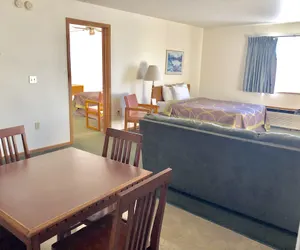 Photo 5 - Super 8 by Wyndham Escanaba