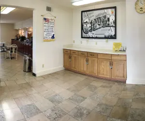 Photo 4 - Super 8 by Wyndham Ashburn