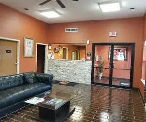 Photo 5 - Super 8 by Wyndham Bellefontaine