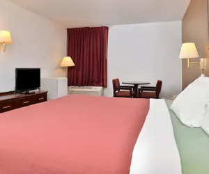 Photo 5 - Americas Best Value Inn Beardstown