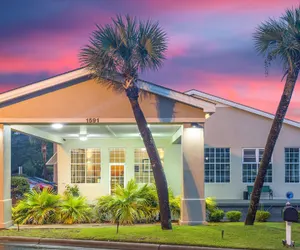 Photo 2 - SureStay Hotel by Best Western North Myrtle Beach