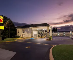 Photo 2 - Super 8 by Wyndham Columbia
