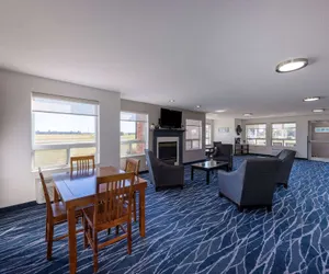 Photo 3 - Super 8 by Wyndham Jackson MN