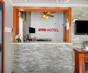 Photo 5 - OYO Hotel Castle Rock CO Downtown