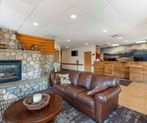 Photo 3 - Best Western Yellowstone Crossing