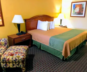 Photo 5 - Americas Best Value Inn & Suites Yukon Oklahoma City