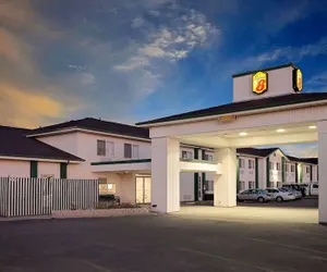 Photo 2 - Super 8 by Wyndham Battle Mountain