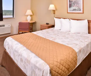 Photo 5 - Americas Best Value Inn Missouri Valley