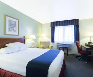 Photo 5 - Super 8 by Wyndham Montpelier