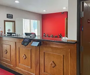 Photo 2 - Econo Lodge