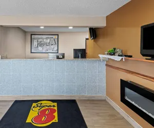 Photo 3 - Super 8 by Wyndham Jefferson