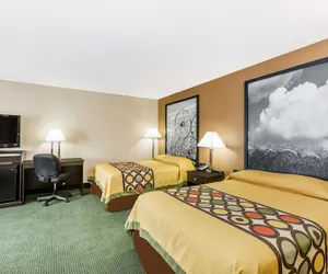 Photo 5 - Super 8 by Wyndham Jefferson