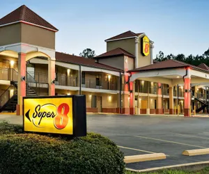 Photo 2 - Super 8 by Wyndham Pearl/Jackson/East