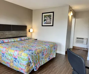 Photo 4 - Americas Best Inn and Suites Fort Lauderdale North