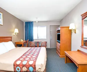 Photo 5 - Super 8 by Wyndham Upland Ontario CA