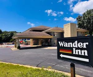 Photo 2 - Wander Inn