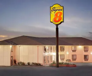 Photo 2 - Super 8 by Wyndham Rock Port MO