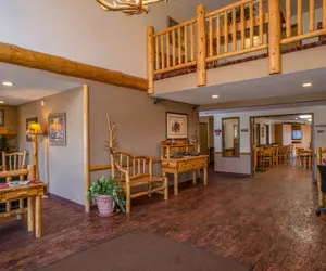 Photo 4 - Summerset Hotel & Suites