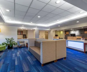 Photo 5 - Holiday Inn Express Hotel & Suites Philadelphia – King of Prussia by IHG