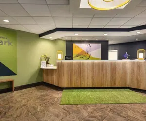 Photo 3 - Spark by Hilton Woburn Boston