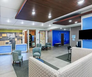 Photo 4 - Holiday Inn Express Hotel & Suites Dallas Lewisville by IHG