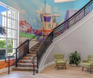 Photo 2 - Hampton Inn Ft. Lauderdale/Downtown Las Olas Area