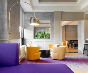 Photo 5 - DoubleTree by Hilton Hotel Savannah Historic District