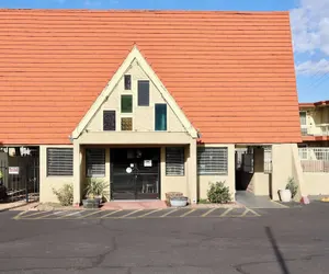 Photo 2 - Super 8 by Wyndham Albuquerque Downtown