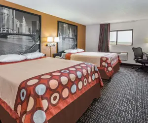 Photo 5 - Super 8 by Wyndham Dixon