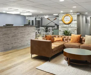 Photo 3 - Harbor Town Inn, BW Signature Collection