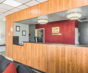 Photo 4 - Econo Lodge Fort Payne