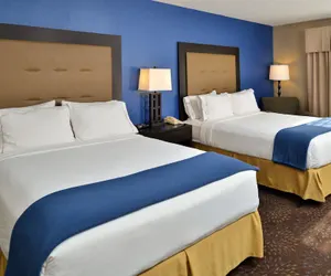 Photo 4 - Holiday Inn Express Hotel & Suites Charlotte by IHG