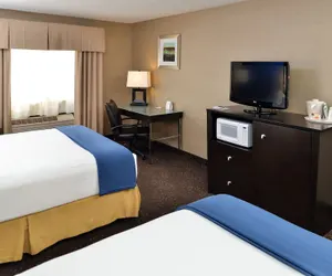 Photo 5 - Holiday Inn Express Hotel & Suites Charlotte by IHG