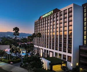 Photo 2 - Beverly Hills Marriott