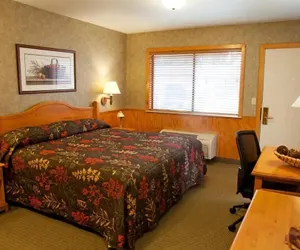 Photo 5 - Poulsbo Inn & Suites