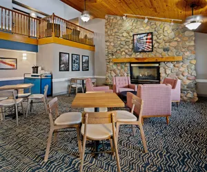 Photo 4 - AmericInn by Wyndham Bismarck