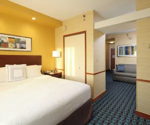 Photo 4 - Fairfield Inn & Suites Newark Liberty International Airport