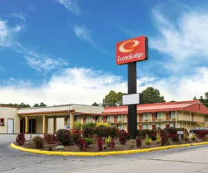 Photo 2 - Econo Lodge Petersburg - Fort Lee