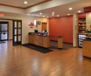 Photo 3 - Towneplace Suites by Marriott Warren