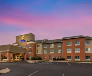 Photo 2 - Comfort Inn & Suites Akron South