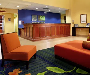 Photo 3 - Fairfield Inn & Suites by Marriott Phoenix Midtown