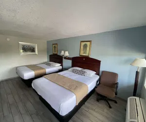 Photo 5 - Rodeway Inn