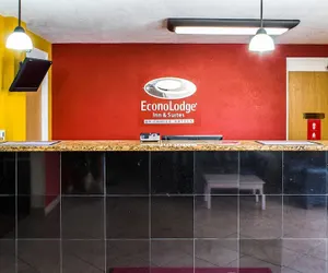 Photo 5 - Econo Lodge Inn & Suites Walnut