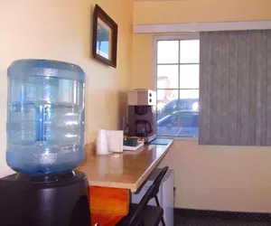 Photo 2 - Aerospace Inn