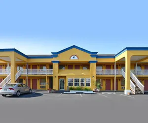 Photo 2 - Americas Best Value Inn Princess Anne