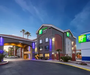 Photo 2 - Holiday Inn Express & Suites Tucson North – Marana, an IHG Hotel