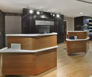 Photo 3 - Courtyard Somerset by Marriott