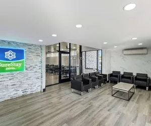 Photo 3 - SureStay Hotel by Best Western Phoenix Airport